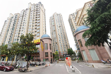 密州世家豪庭3室2厅1卫78万115m2出售